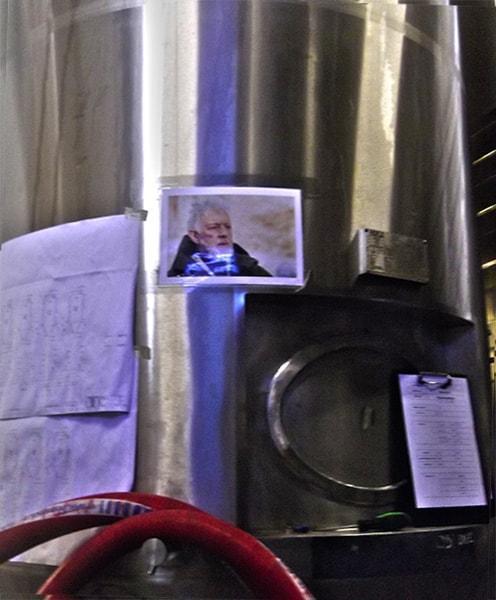 Two of the old designs (left), and two of what has became the standard design for De Molen labels